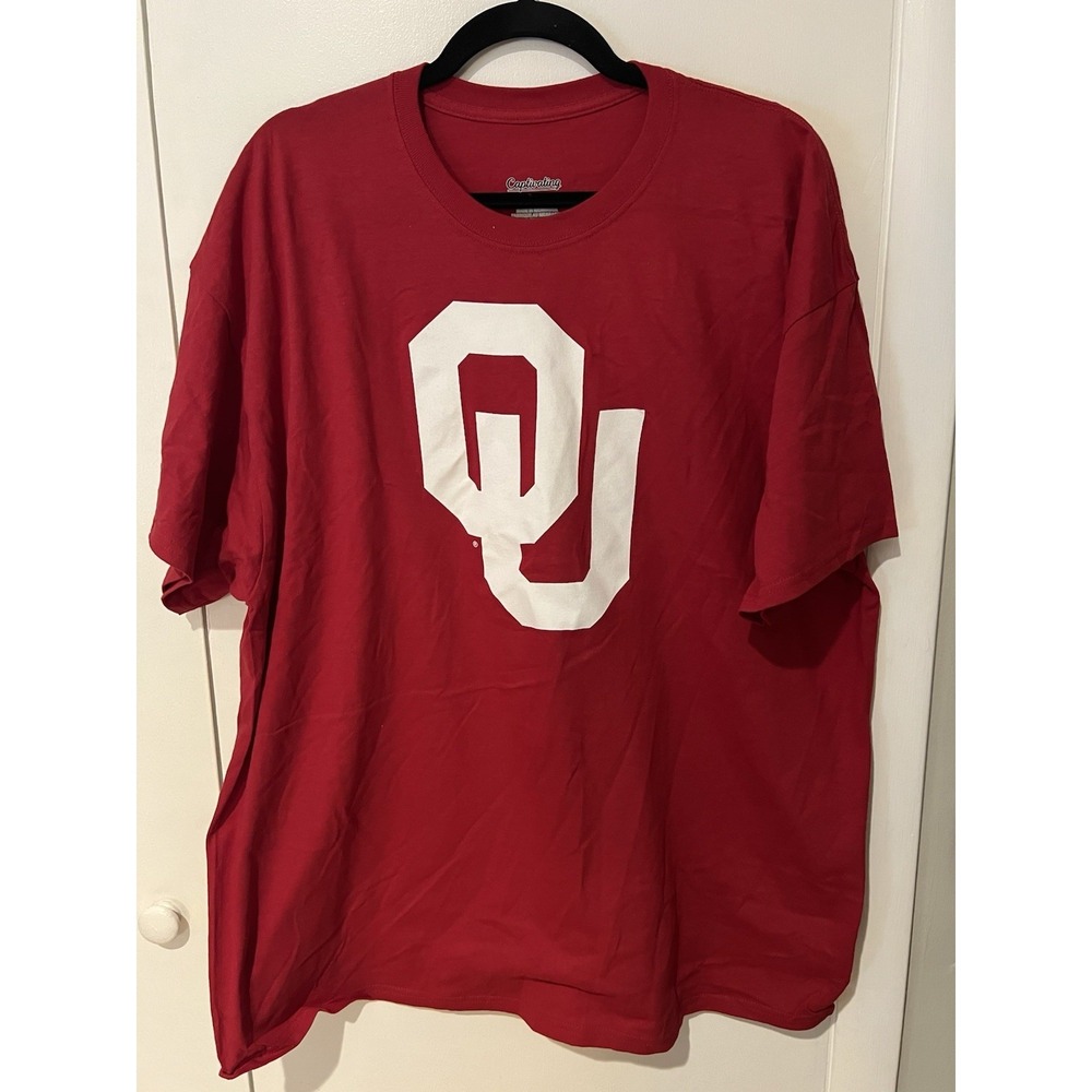 Captivating OU University of Oklahoma Short Sleeve Mens Size 2XL Red White Logo